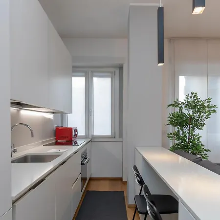 I-host - Bronzino 7 Milaan